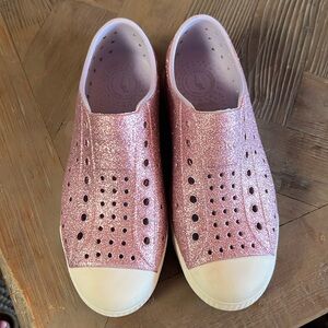 Native Purple Glitter Size J3